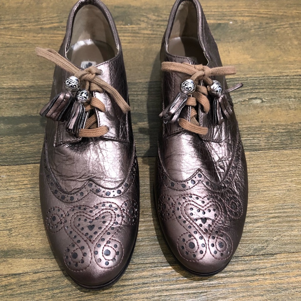 Brighton Gold Metallic Leather Wingtip Oxfords with Tassel‎ Laces Sz. 8